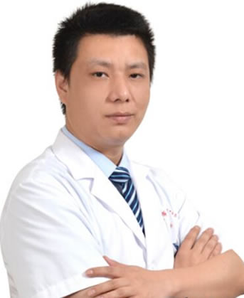 重庆欧亚毛发种植中心主任医师甘柳明
