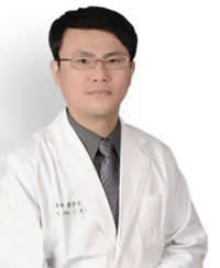 中国台湾dr.liu健发植发中心主治医师颜崇文